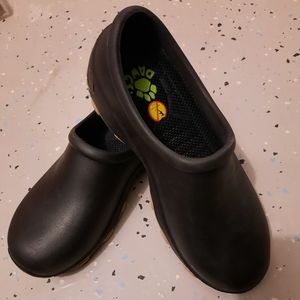 Dawgs surgical/healthcare shoes